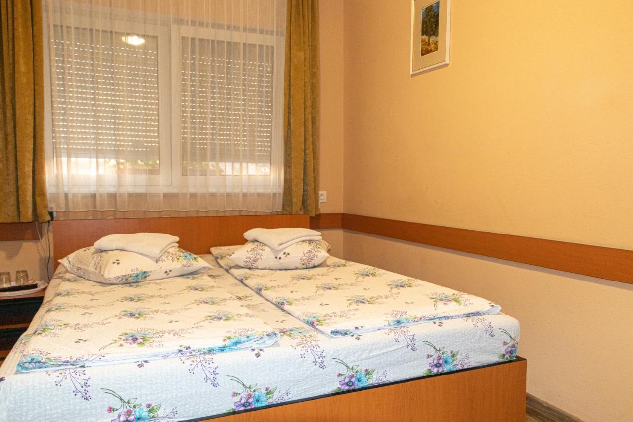 Hotel Tranzit Odorheiu Secuiesc Luaran gambar