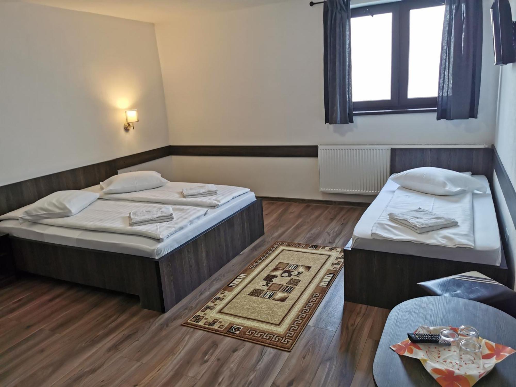Hotel Tranzit Odorheiu Secuiesc Luaran gambar