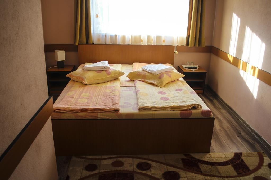 Hotel Tranzit Odorheiu Secuiesc Luaran gambar