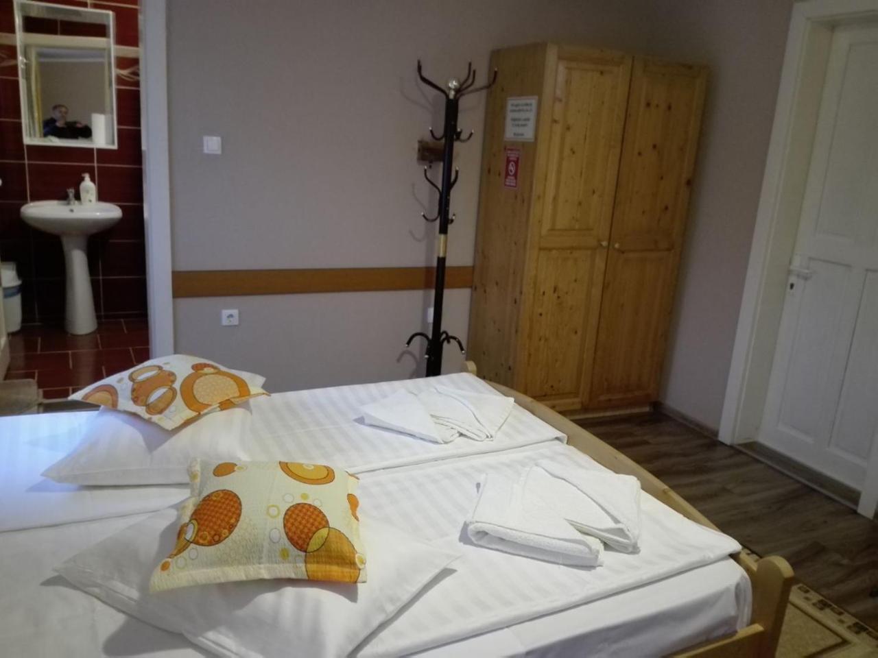 Hotel Tranzit Odorheiu Secuiesc Luaran gambar